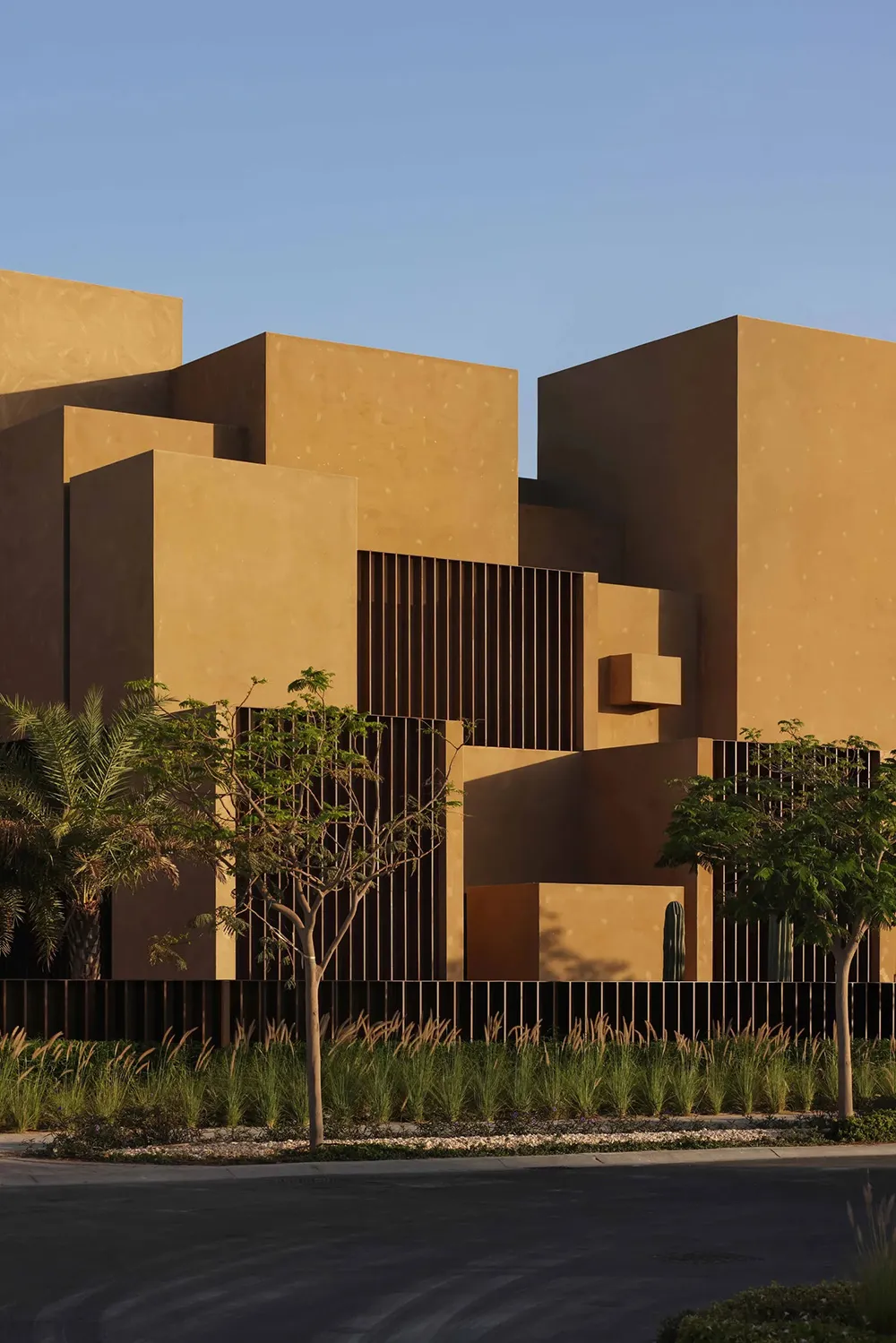 Стильний дизайн як відображення пустельної природи: вілла в Дубаї - Gallery image 1