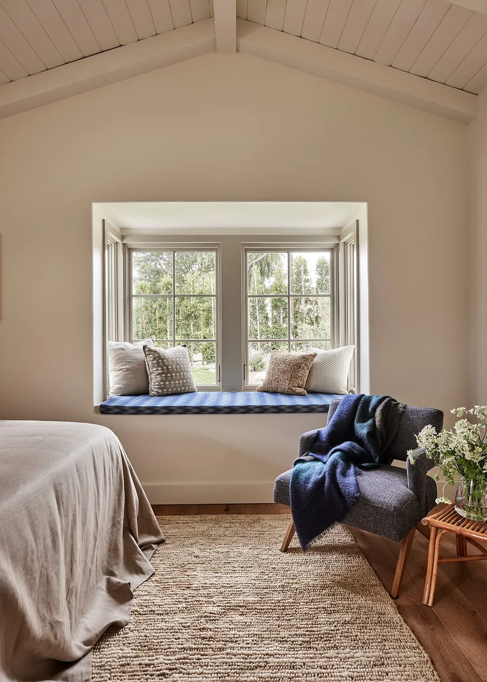 Расслабленная калифорнийская элегантность в дизайне виллы в испанском стиле - Gallery image 20