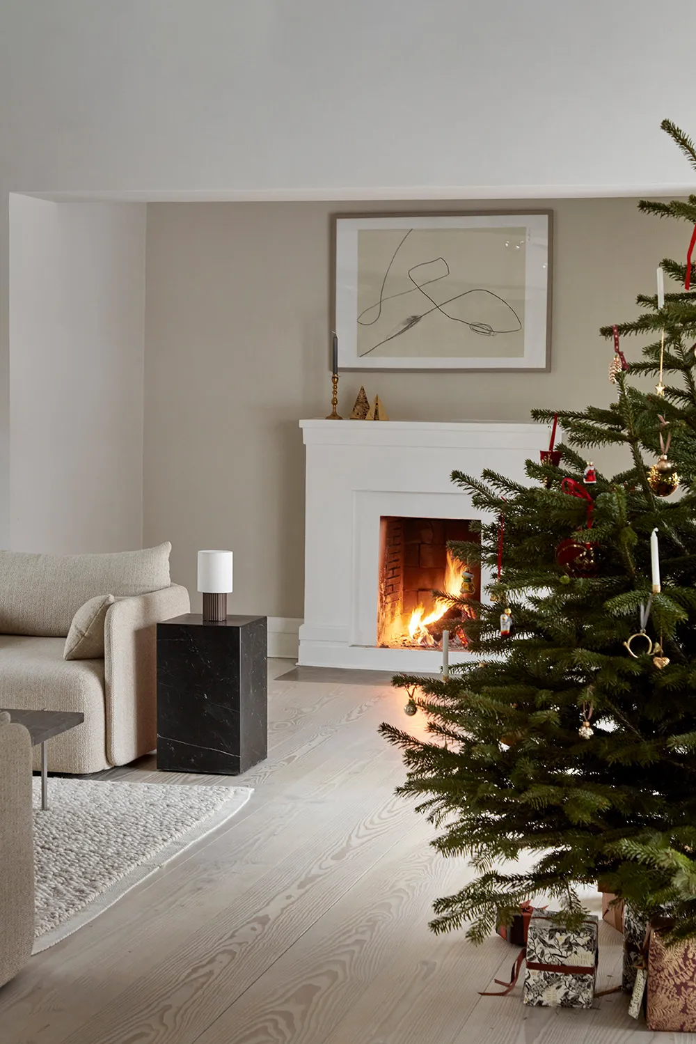 Fête de Noël calme et moderne dans une maison de campagne en Danemark - Gallery image 4