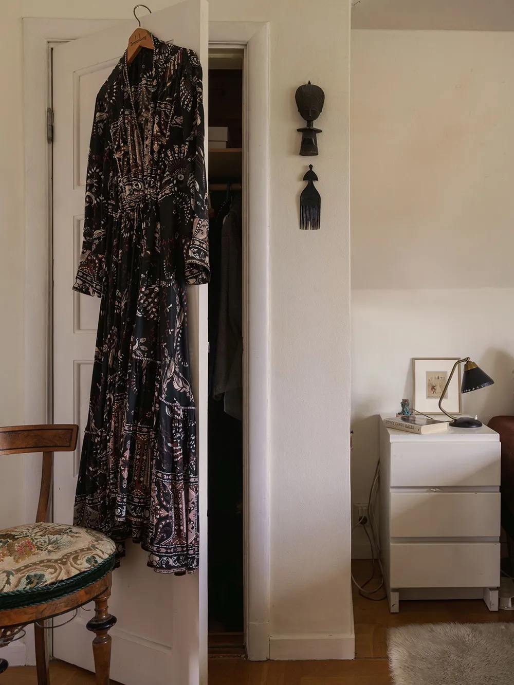 Charming traditional villa in Stockholm with water access - Gallery image 31