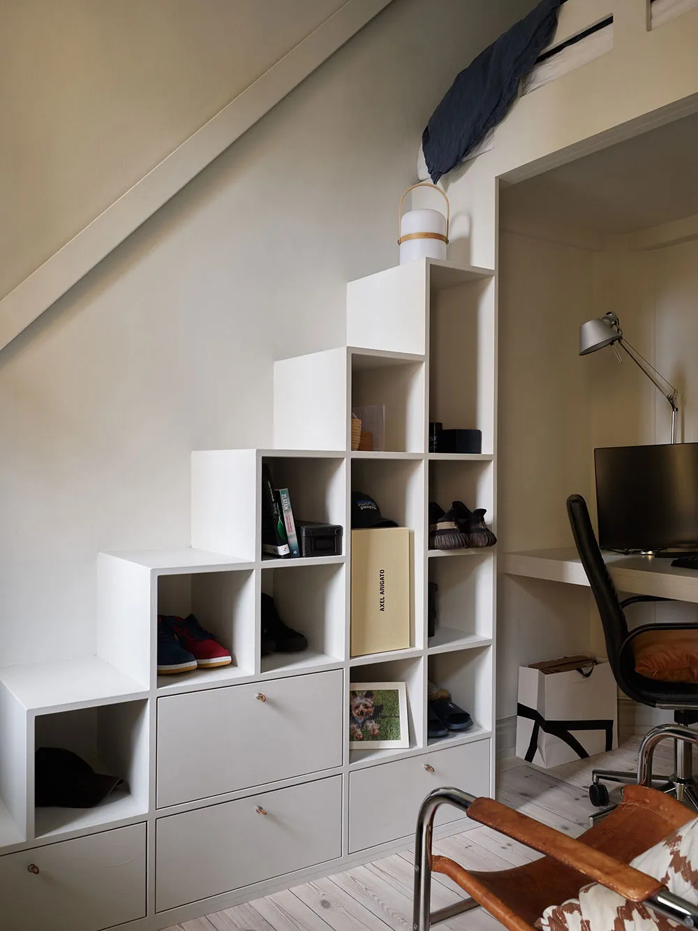 Intérieur Scandinave avec des notes automnales dans le décor (76 m²) - Gallery image 21