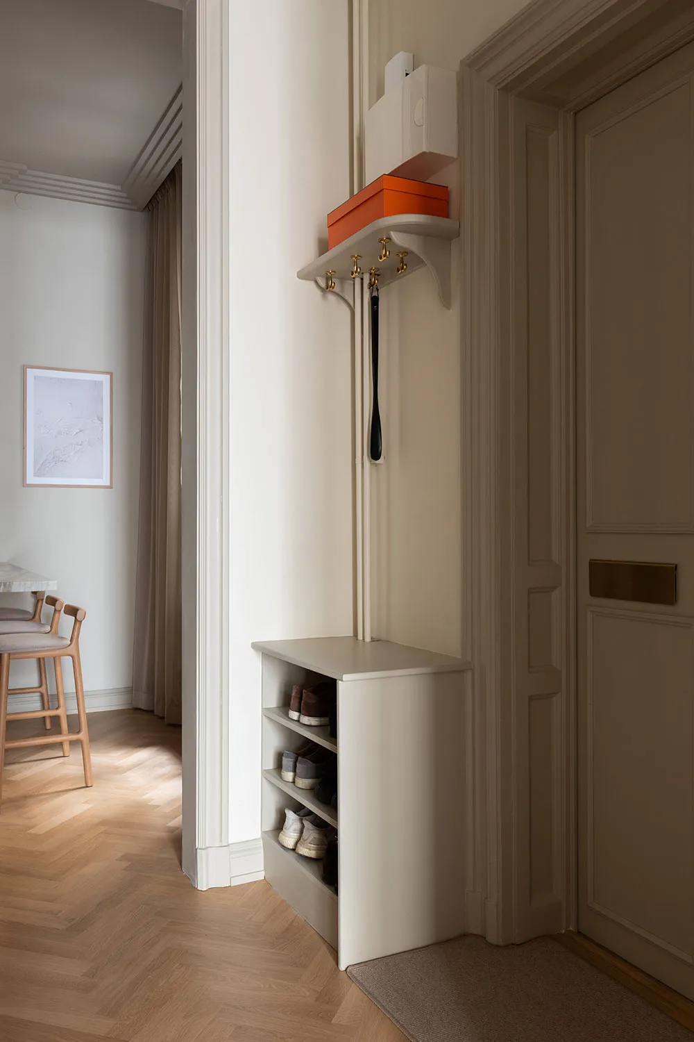 Small 2-room apartment in stylish muted tones (42 sq. m) - Gallery image 15