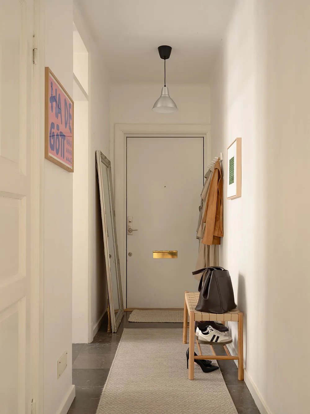 Нежные пастельные тона в дизайне маленькой квартиры в Стокгольме (46 кв. м) - Gallery image 18