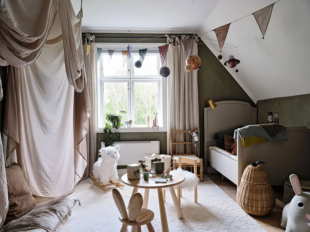 Un charmant domaine de campagne dans un cottage historique en Suède - Gallery image 31