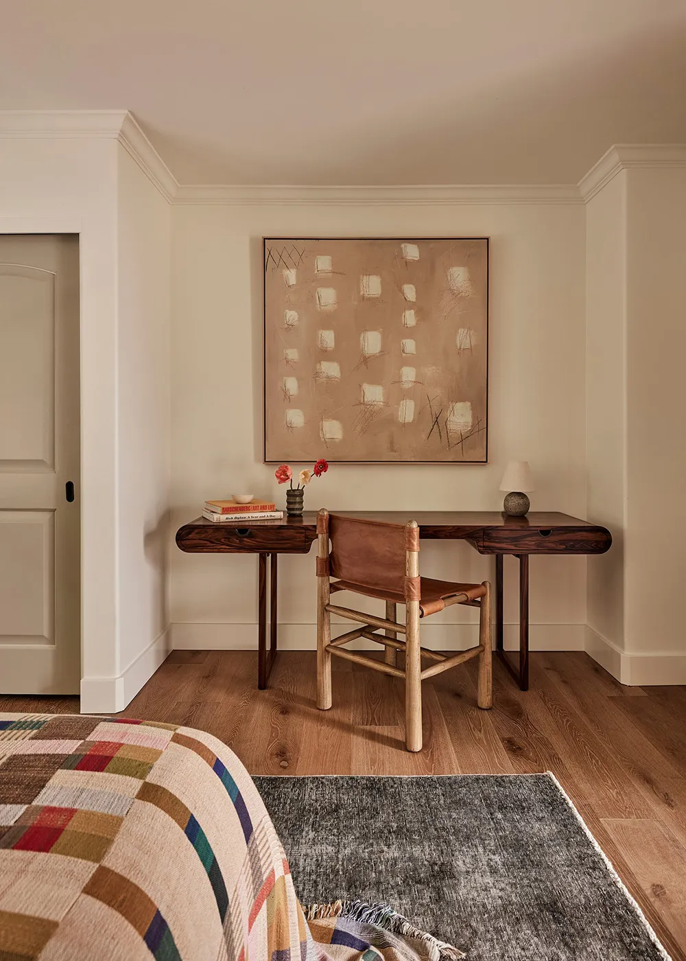 Расслабленная калифорнийская элегантность в дизайне виллы в испанском стиле - Gallery image 19