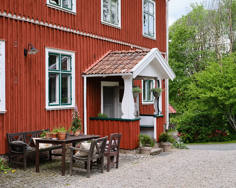 Un charmant domaine de campagne dans un cottage historique en Suède - Gallery image 2