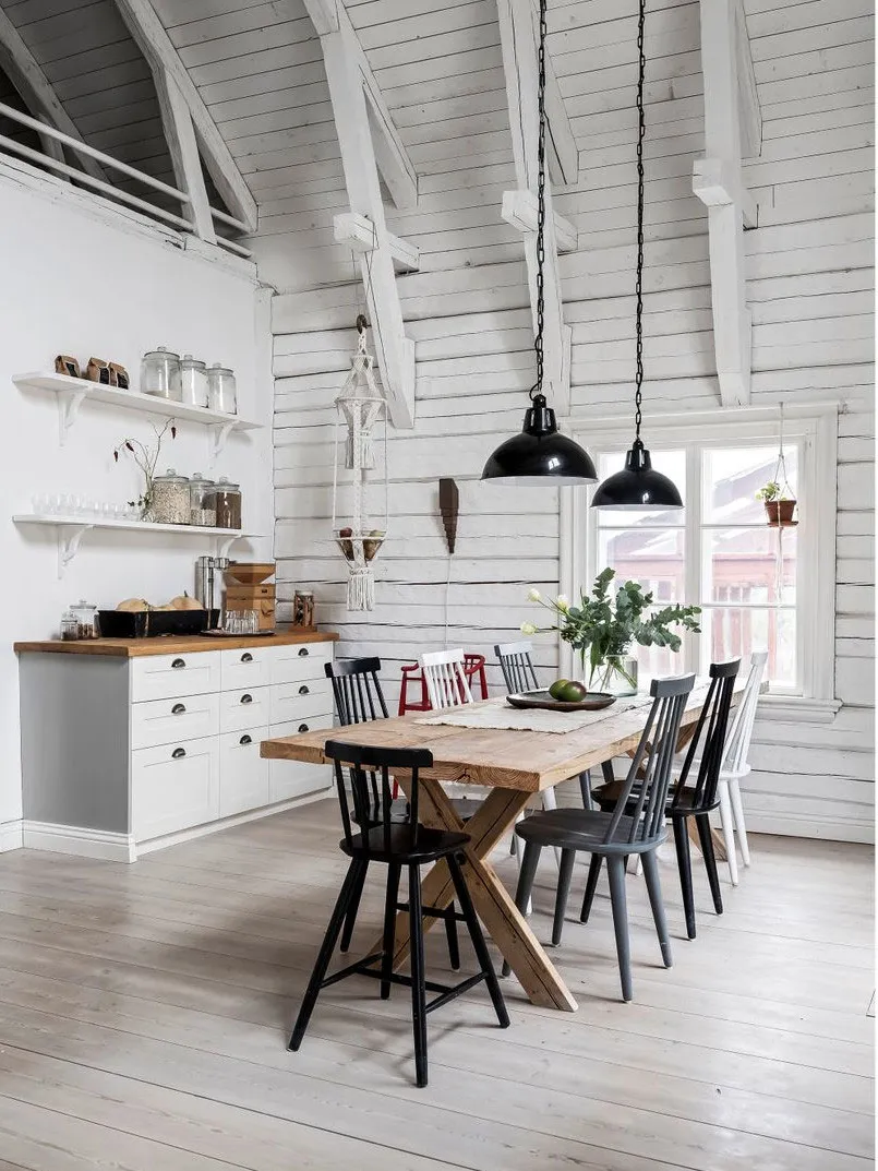 Bauernhaus des 19. Jahrhunderts mit geräumigen Scheuneninteriören - Gallery image 2