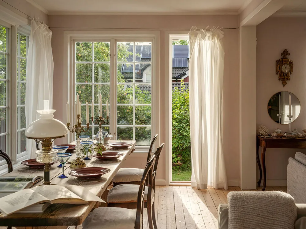 Charming traditional villa in Stockholm with water access - Gallery image 6