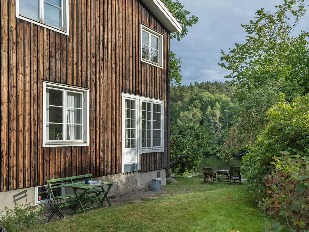 Charming traditional villa in Stockholm with water access - Gallery image 33