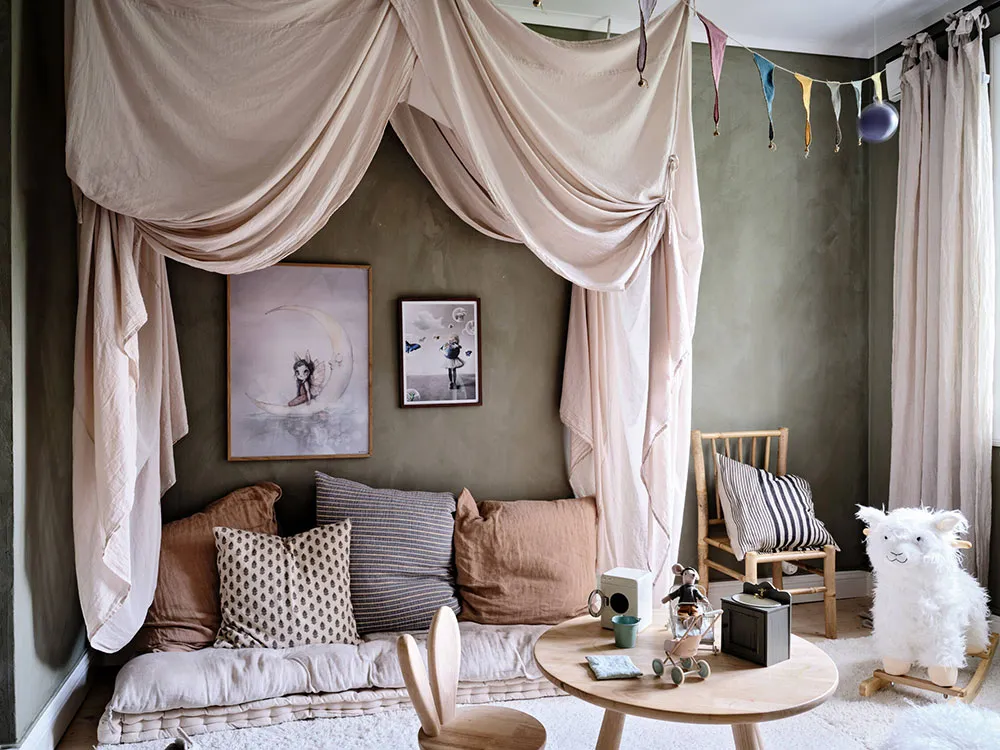 Un charmant domaine de campagne dans un cottage historique en Suède - Gallery image 32