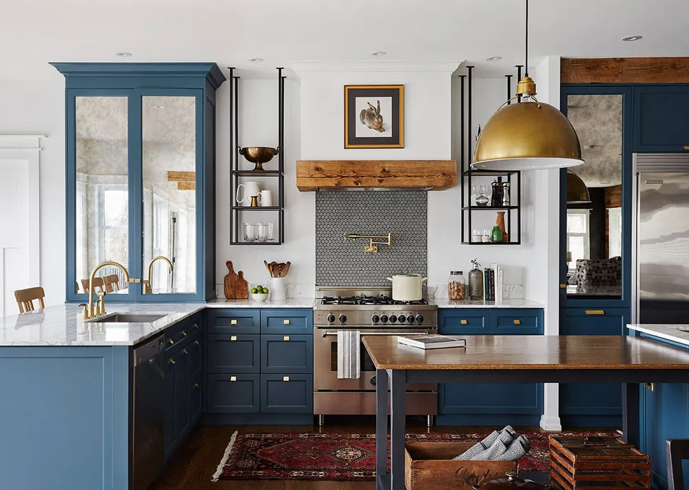 Vintage, moldings y acentos oscuros: hermosa casa familiar en Canadá - Gallery image 5