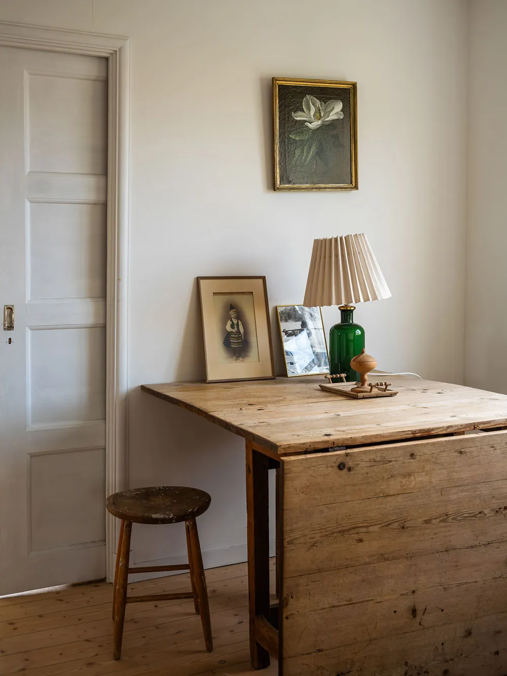 Charming traditional villa in Stockholm with water access - Gallery image 23