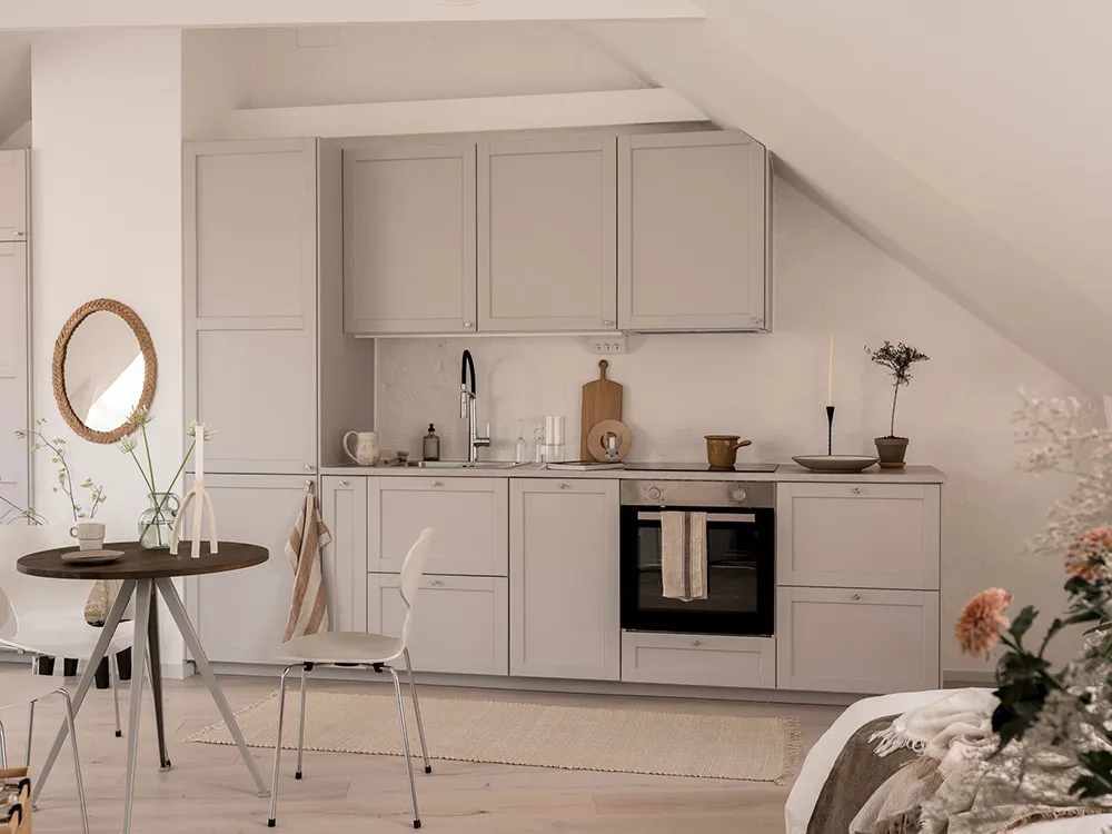 Una pequeña pero luminosa y acogedora mansión en Suecia (35 m²) - Gallery image 11