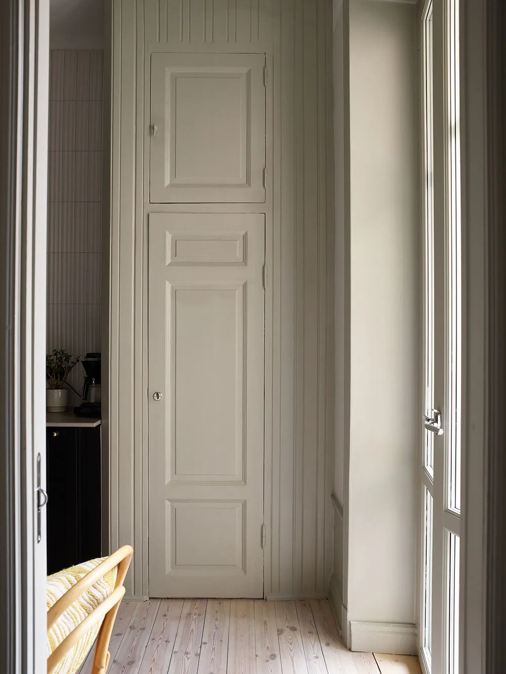 Intérieur Scandinave avec des notes automnales dans le décor (76 m²) - Gallery image 19