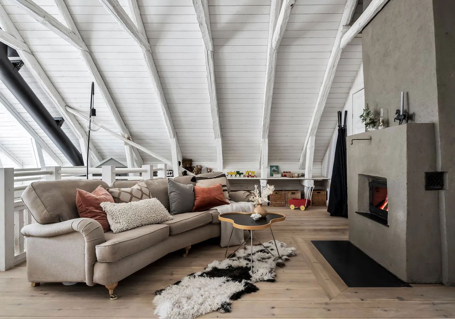 Bauernhaus des 19. Jahrhunderts mit geräumigen Scheuneninteriören - Gallery image 7