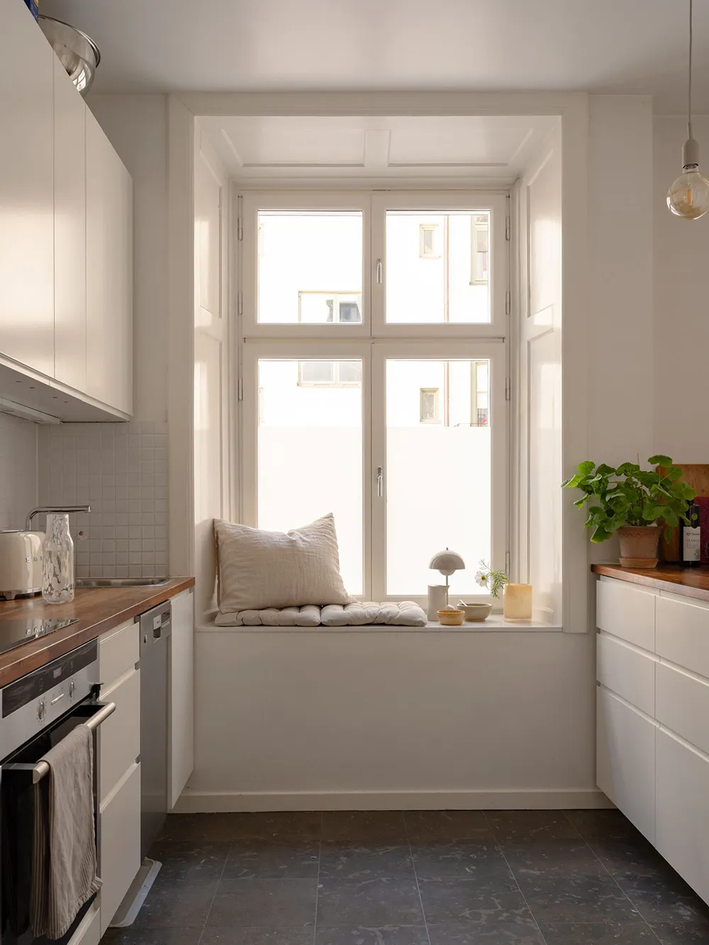 Нежные пастельные тона в дизайне маленькой квартиры в Стокгольме (46 кв. м) - Gallery image 12