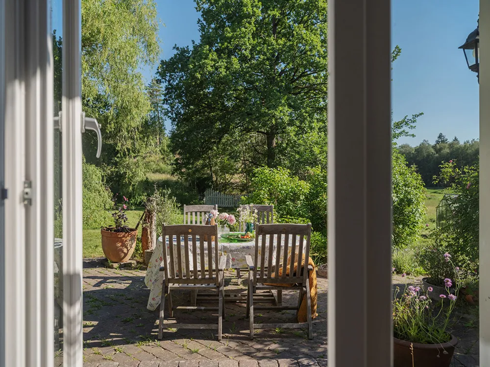 Large and Bright Cottage in the Building of an Old Rural School in Sweden - Gallery image 16