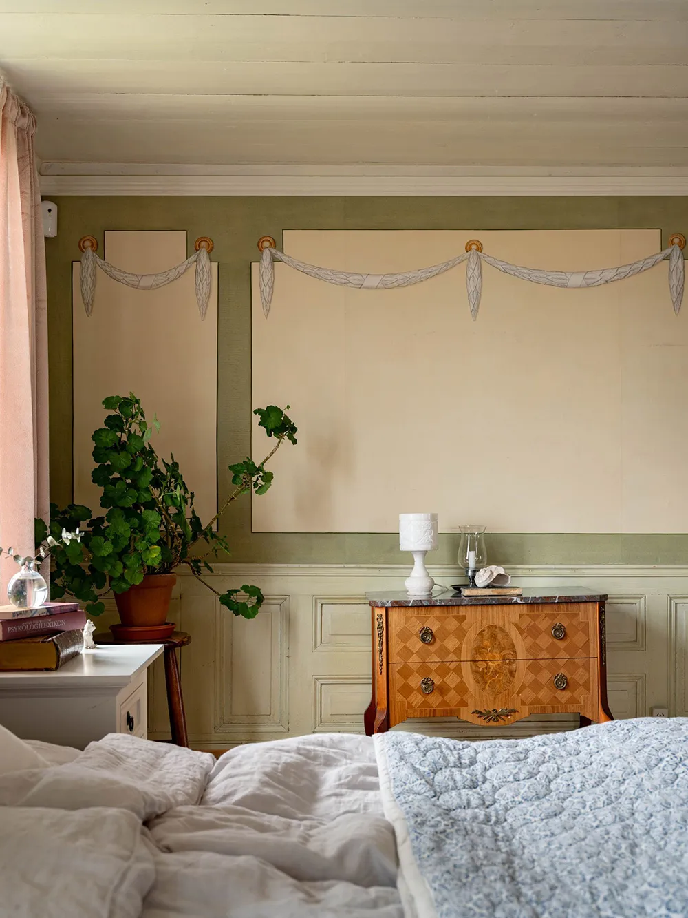 Traditionelle schwedische Villa mit herrlichen und eleganten Interieurs - Gallery image 32