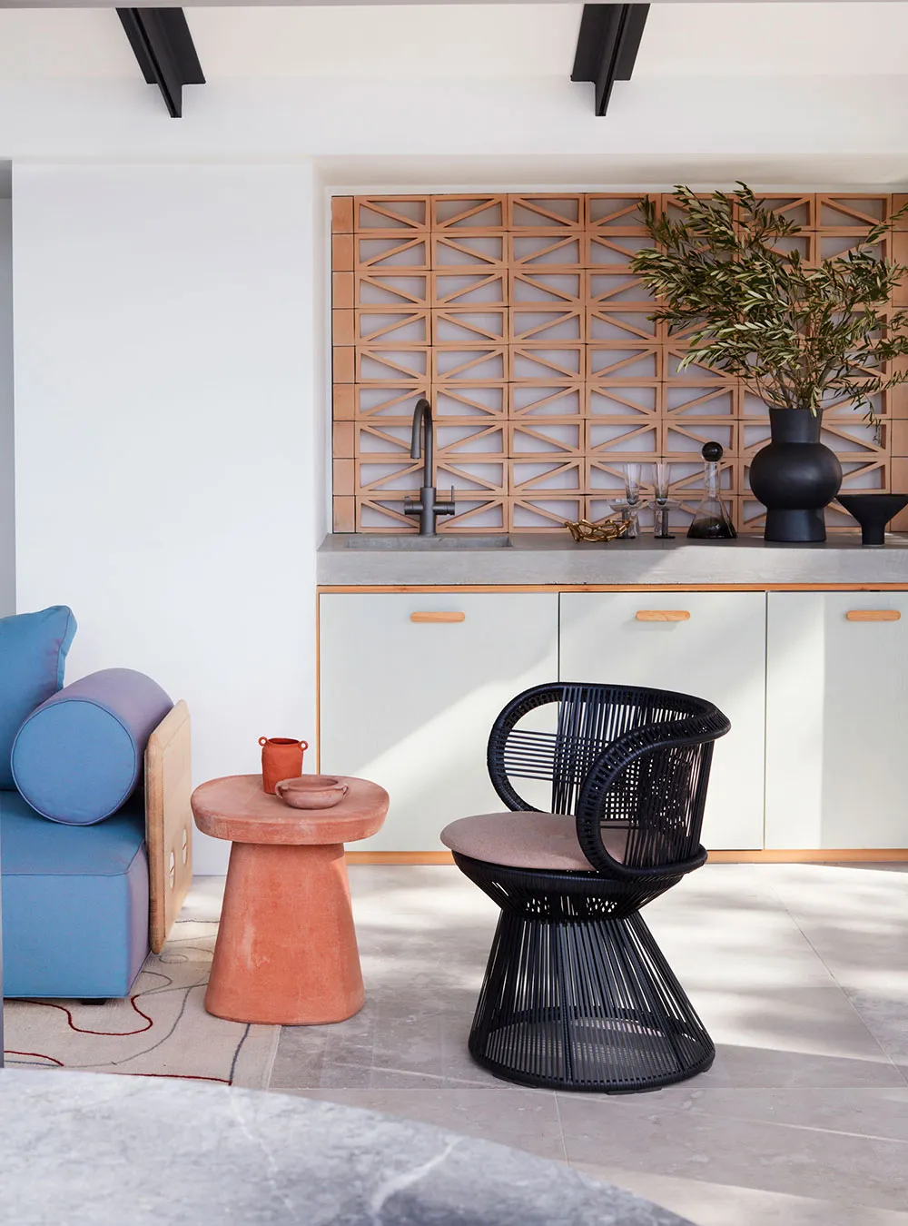 Терракота та безмежні морські пейзажі: пляжний будинок у Австралії - Gallery image 14