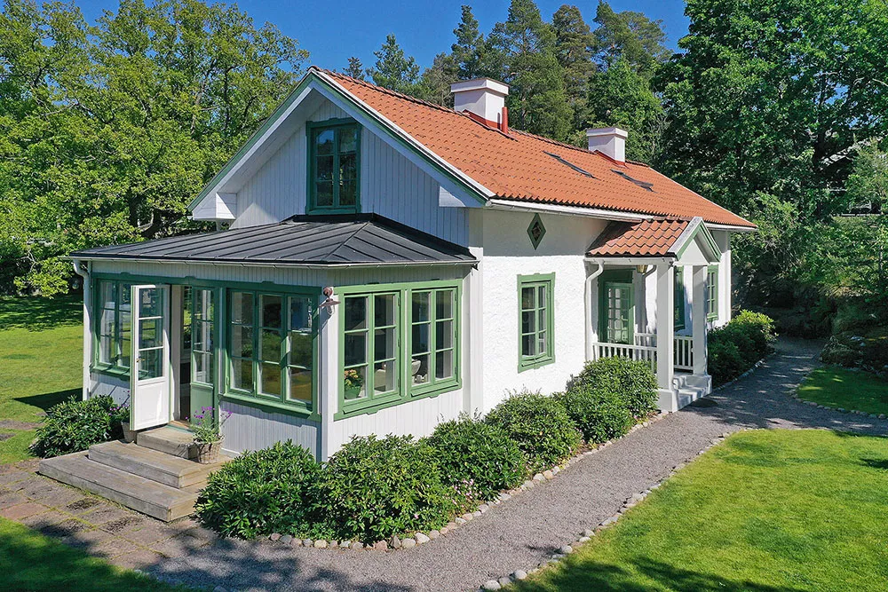 Una encantadora casa de campo sueca en un lindo terreno cerca del lago - Gallery image 34