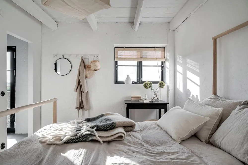 Stylischer moderner Scheunenstil mit schwarz-weißen Interiören - Gallery image 15