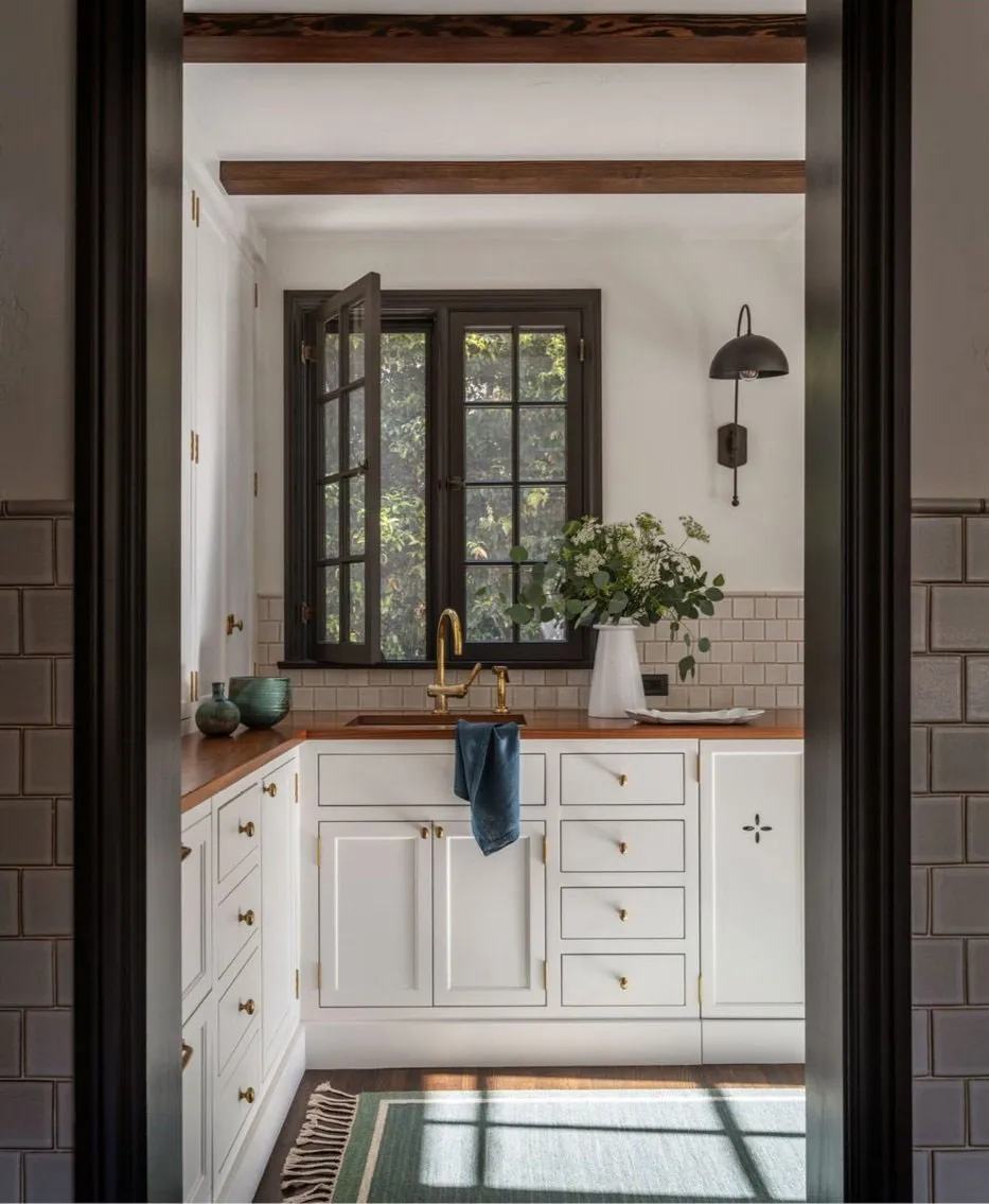 Casa acogedora con influencia europea en Los Ángeles - Gallery image 14