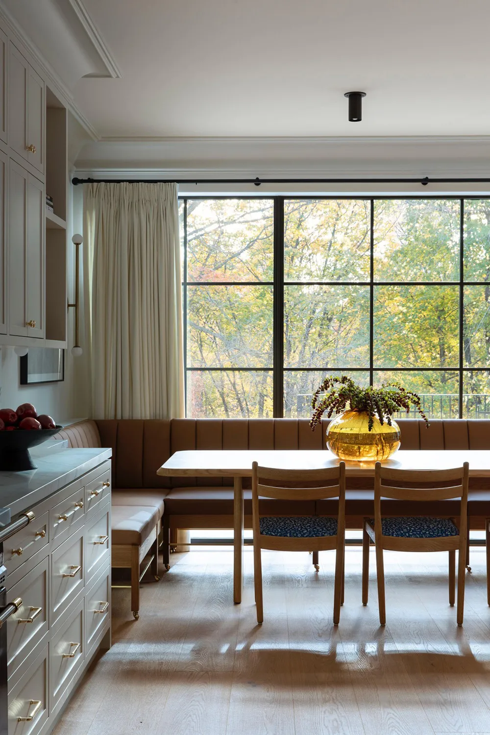 Изысканный современный дизайн в мягкой гамме: исторический дом в Торонто - Gallery image 7