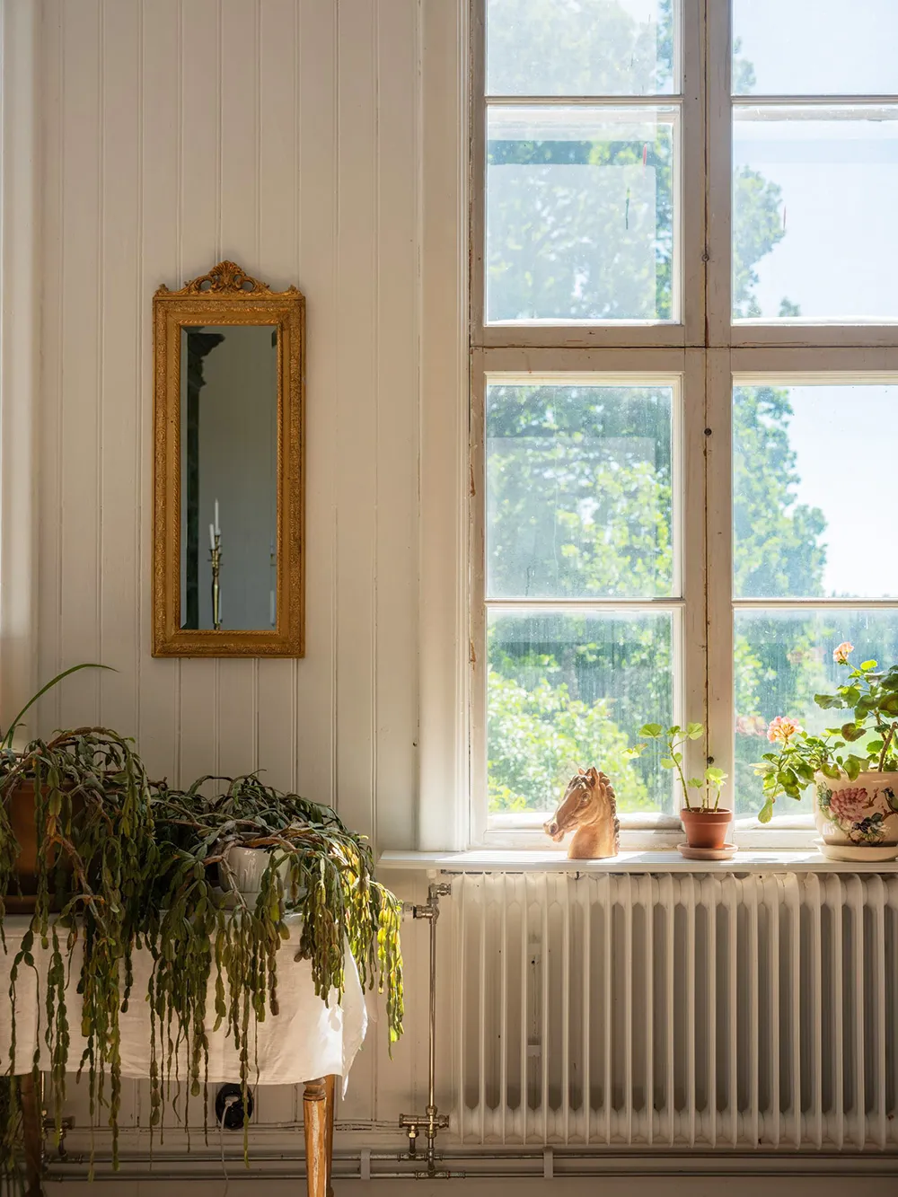 Large and Bright Cottage in the Building of an Old Rural School in Sweden - Gallery image 9