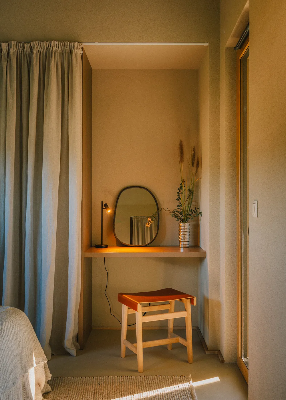 Залиті сонцем інтер'єри курортного котеджу в Польщі - Gallery image 11