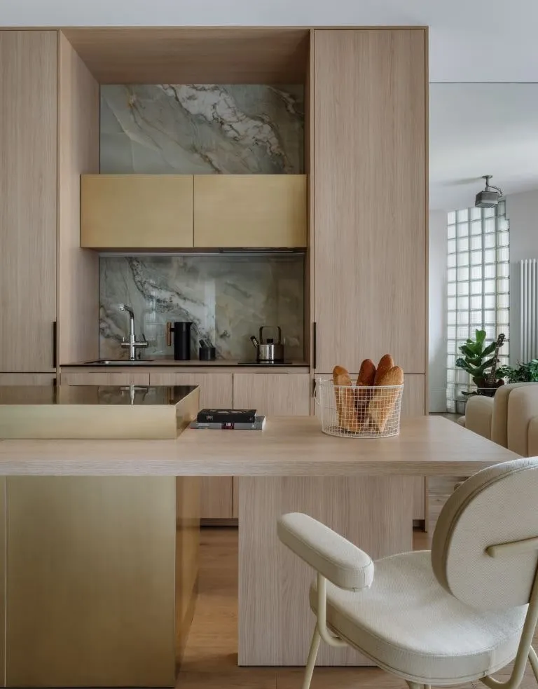 Jak prosta jedno-pokojowa mieszkanie stało się komfortową nowoczesną flatą dla młodej rodziny z dzieckiem (38 m²) - Gallery image 3