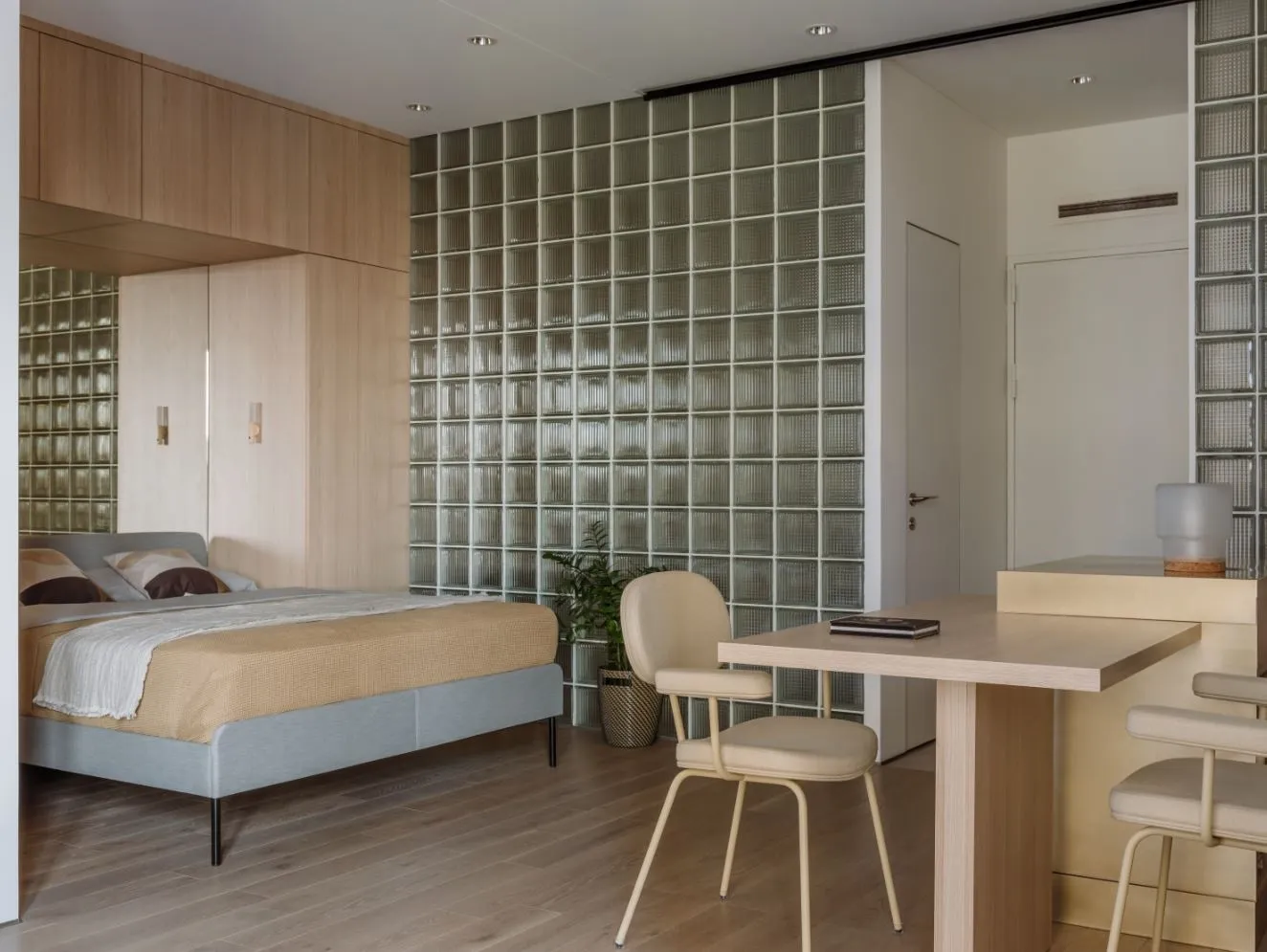 Jak prosta jedno-pokojowa mieszkanie stało się komfortową nowoczesną flatą dla młodej rodziny z dzieckiem (38 m²) - Gallery image 6