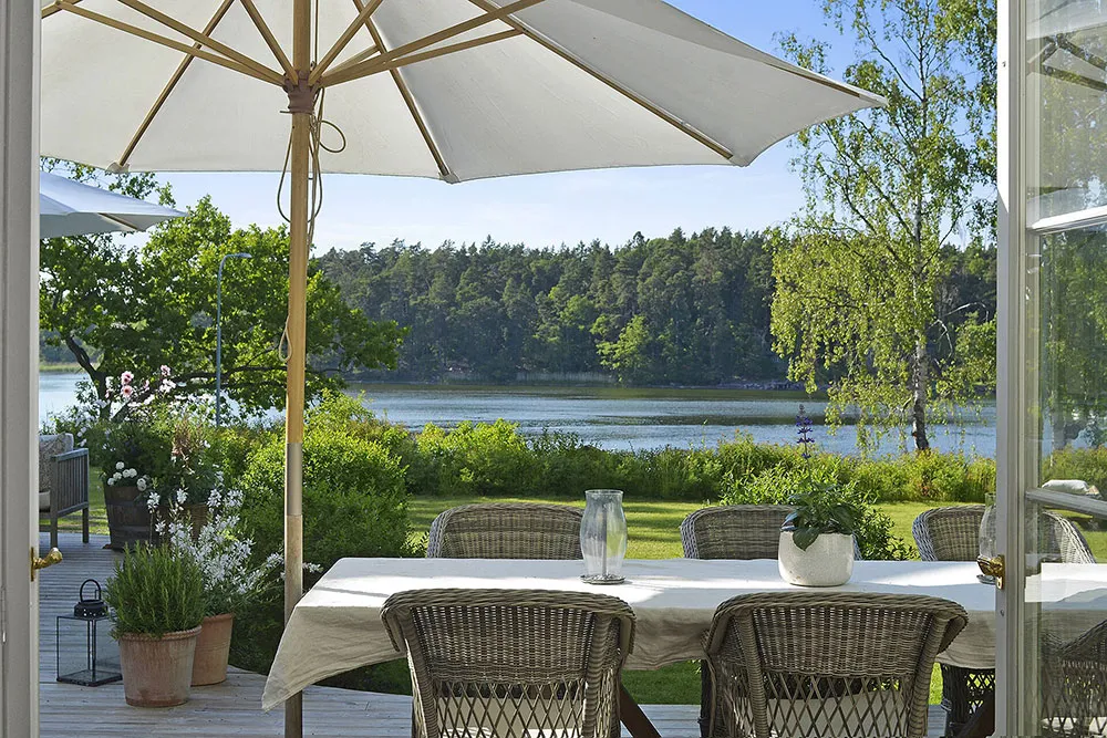 Una encantadora casa de campo sueca en un lindo terreno cerca del lago - Gallery image 16