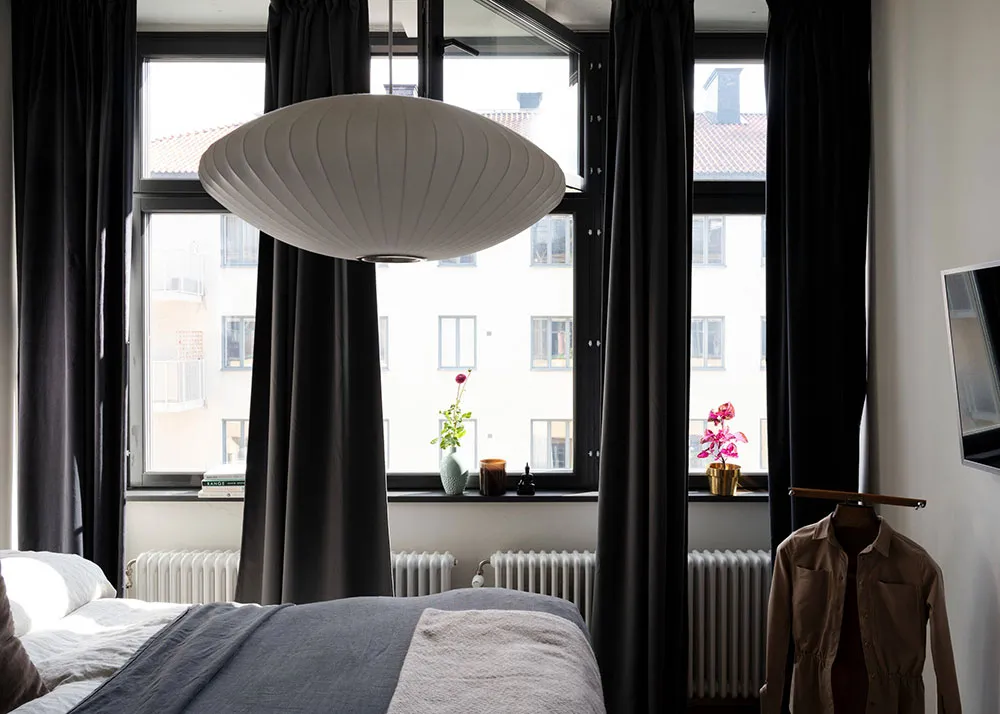 М’який монохромний інтер’єр скандинавського лофта (100 кв. м) - Gallery image 18