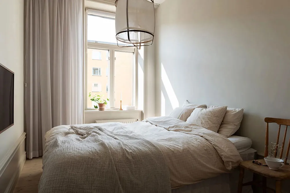 Décor chaleureux et planification ouverte : petite appartement dans un vieil immeuble (52 m²) - Gallery image 15