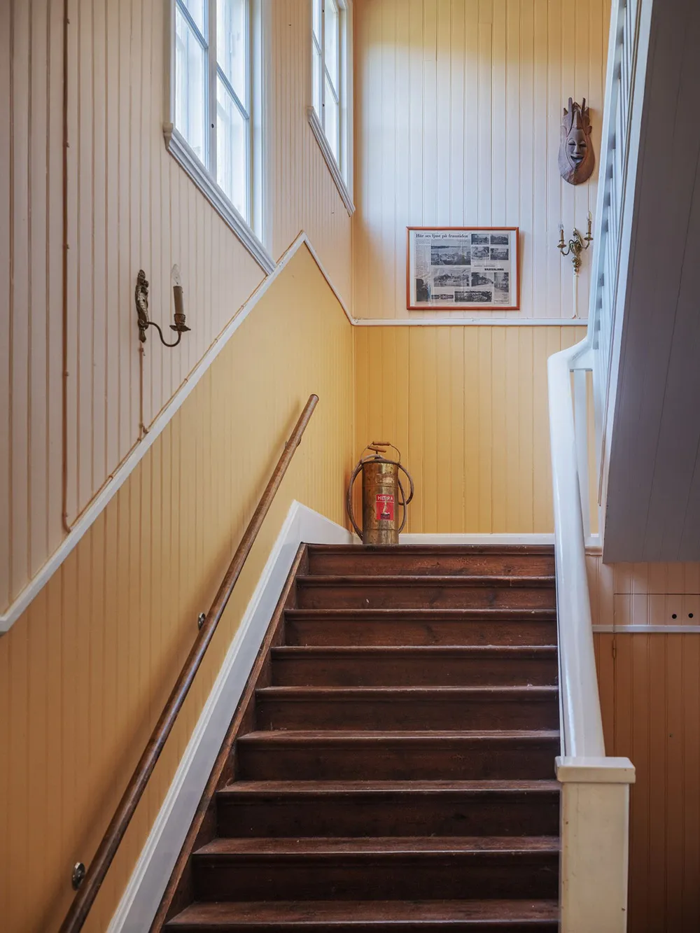 Large and Bright Cottage in the Building of an Old Rural School in Sweden - Gallery image 42