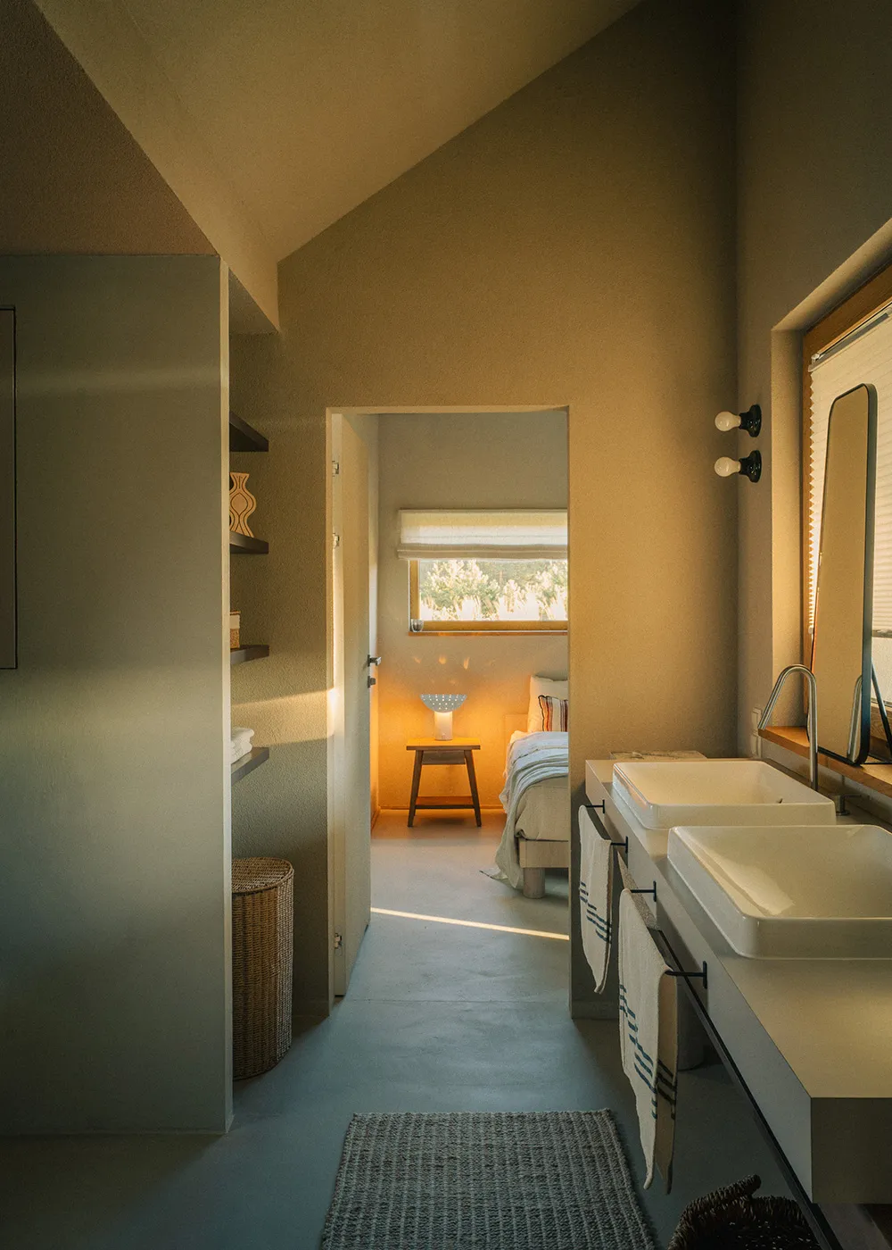 Залиті сонцем інтер'єри курортного котеджу в Польщі - Gallery image 13