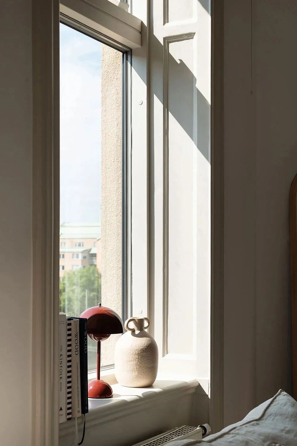 Décor chaleureux et planification ouverte : petite appartement dans un vieil immeuble (52 m²) - Gallery image 4