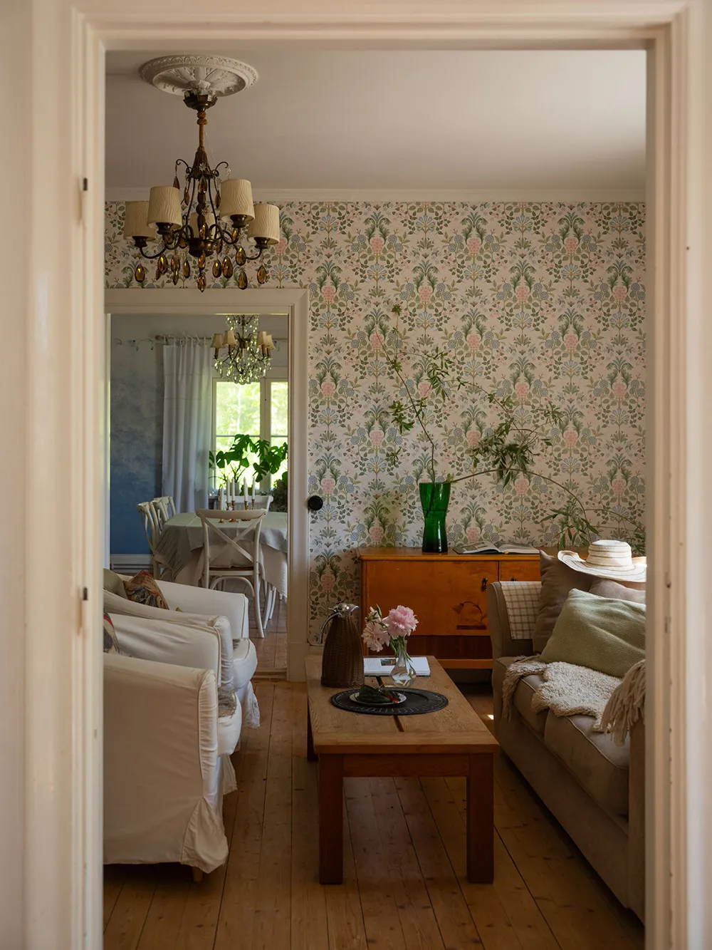 Large and Bright Cottage in the Building of an Old Rural School in Sweden - Gallery image 19
