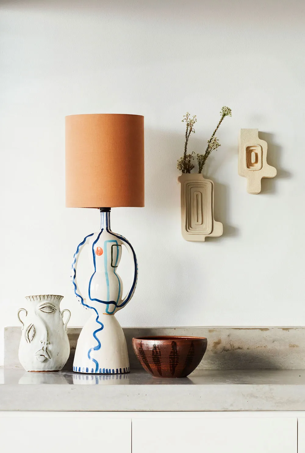 Терракота та безмежні морські пейзажі: пляжний будинок у Австралії - Gallery image 19