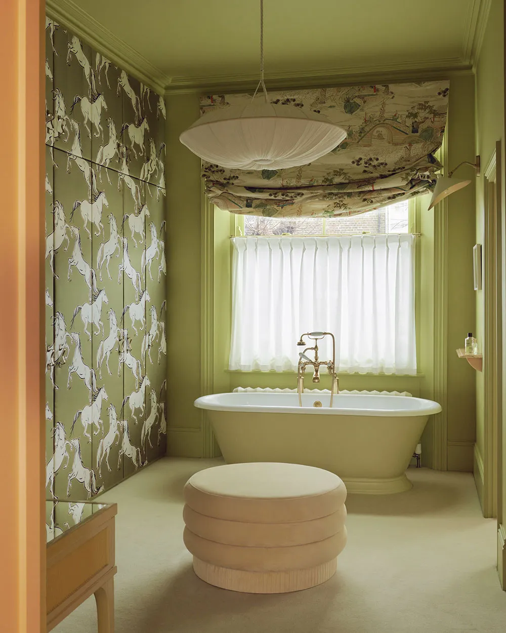 Розовый, лимонный, салатовый: удивительный дизайн исторического дома в Лондоне - Gallery image 12