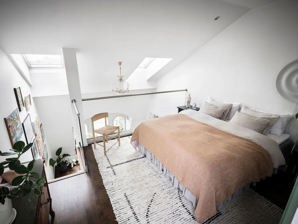 Biała mansarda z pięknym wnętrzem w Gotenborze (55 m²) - Gallery image 24