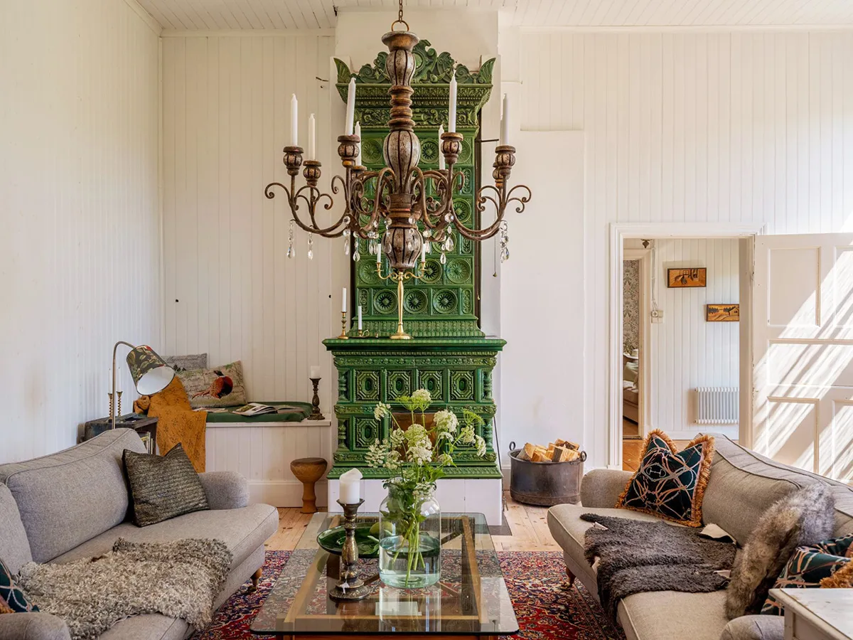 Large and Bright Cottage in the Building of an Old Rural School in Sweden - Gallery image 6