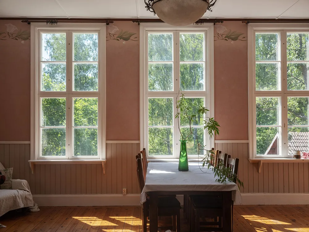 Large and Bright Cottage in the Building of an Old Rural School in Sweden - Gallery image 43