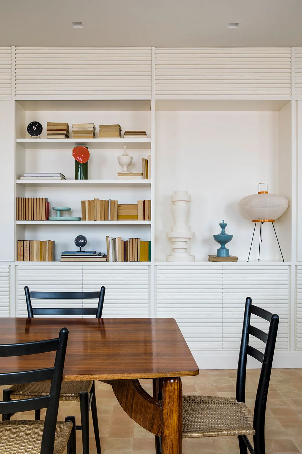 Colorful Tile in the Design of a Modern Apartment in Madrid - Gallery image 3