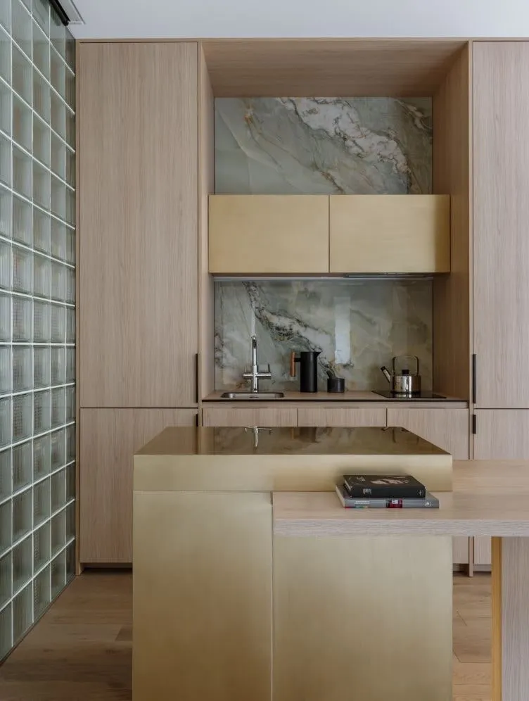 Jak prosta jedno-pokojowa mieszkanie stało się komfortową nowoczesną flatą dla młodej rodziny z dzieckiem (38 m²) - Gallery image 4