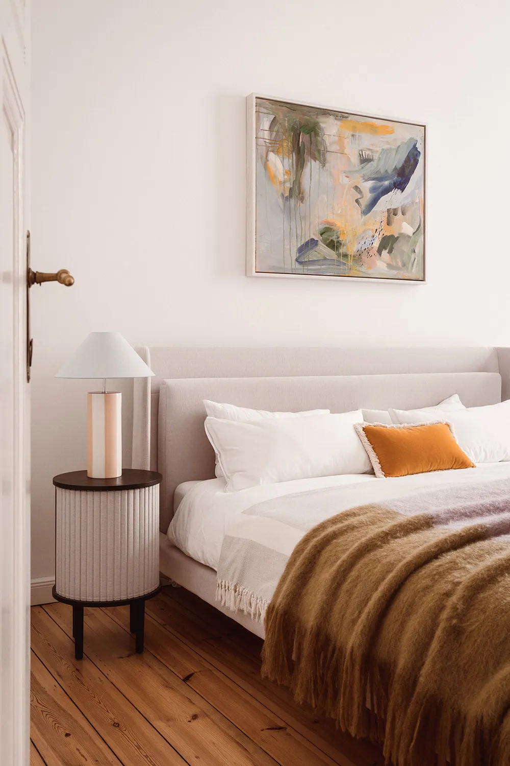 Нежний скандинавський інтер'єр квартири в Берліні - Gallery image 9