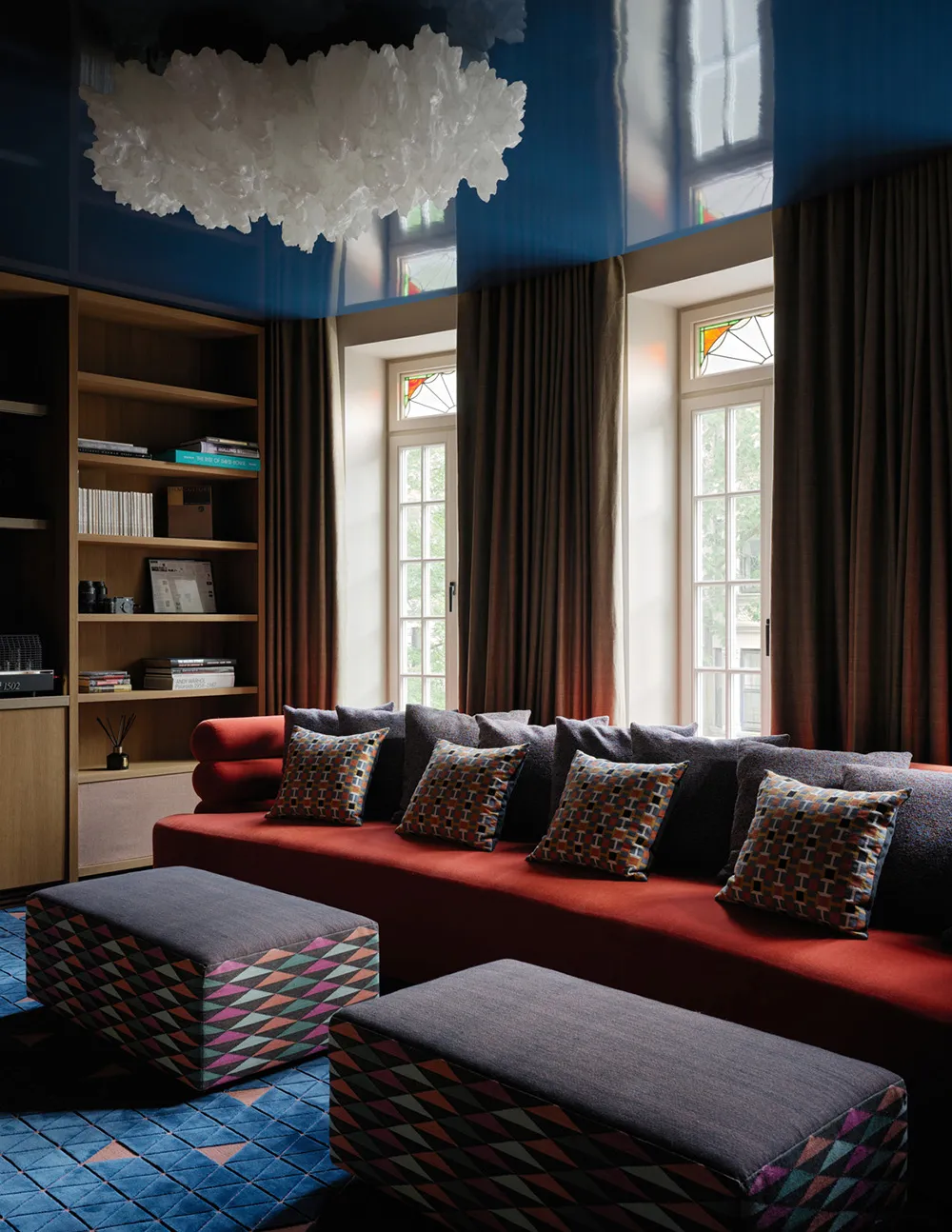 Mutiger Dekor im Design eines Hauses von Sammler in Brooklyn - Gallery image 13