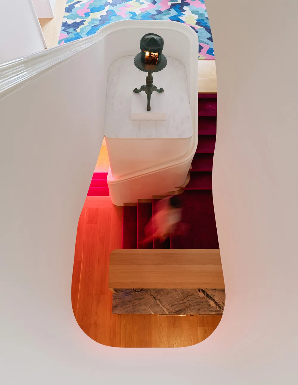 Mutiger Dekor im Design eines Hauses von Sammler in Brooklyn - Gallery image 5