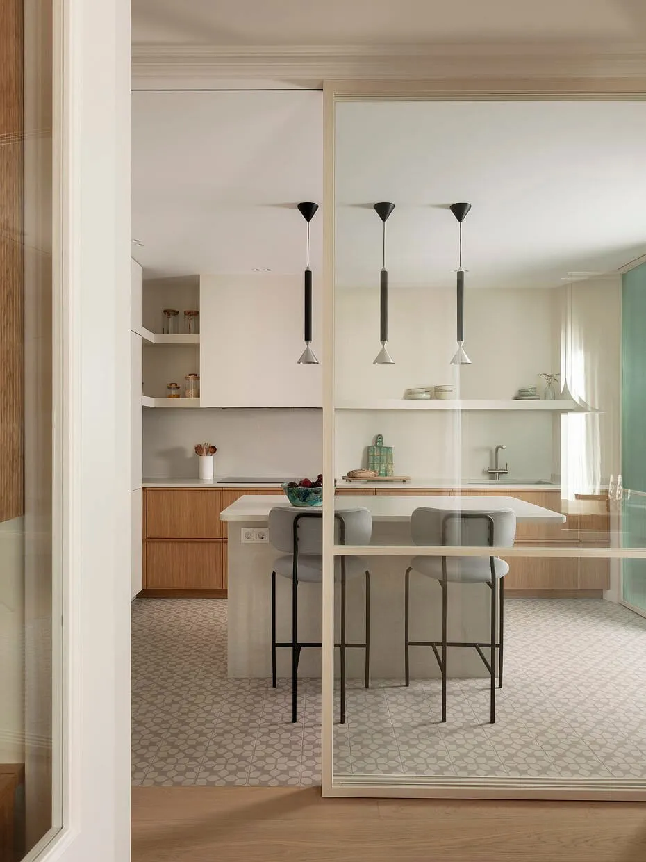 Тёплая элегантность современного интерьера в Барселоне - Gallery image 6