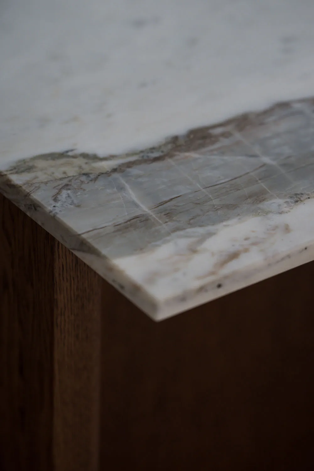 Style décor pour un espace élégant sous toit à Stockholm - Gallery image 12